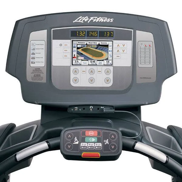Life Fitness 95T Inspire Treadmill with advanced Inspire console, commercial-grade running deck, and ergonomic design, available from Innovative Fitness in Kennesaw, Georgia. Premium fitness equipment for home gyms, health clubs, corporate wellness centers, and training facilities.