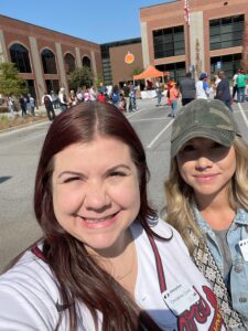 Lexi and Christina had a great time at the Atlanta Apartment Association’s FOOD-A-THON last Friday! We are proud to sponsor apartment communities as they raise money for the Atlanta Community Food Bank! It was great to have Georgia’s very own Matt Olsen as the Grand Marshall and get the parade started!