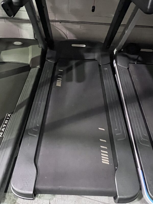 Precor TRM 781-P28 Touchscreen Console Treadmill