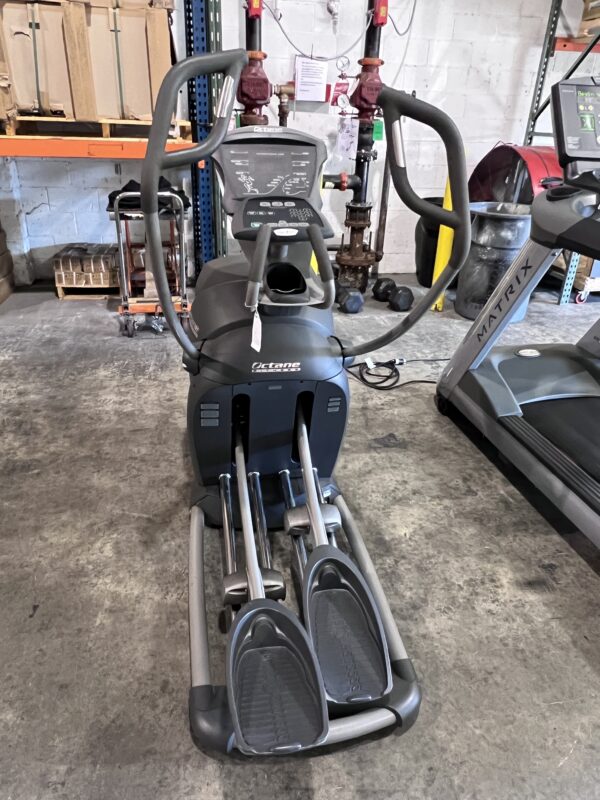 Octane Fitness Pro370 Elliptical