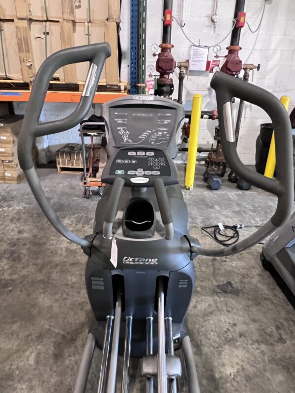 Octane Fitness Pro370 Elliptical