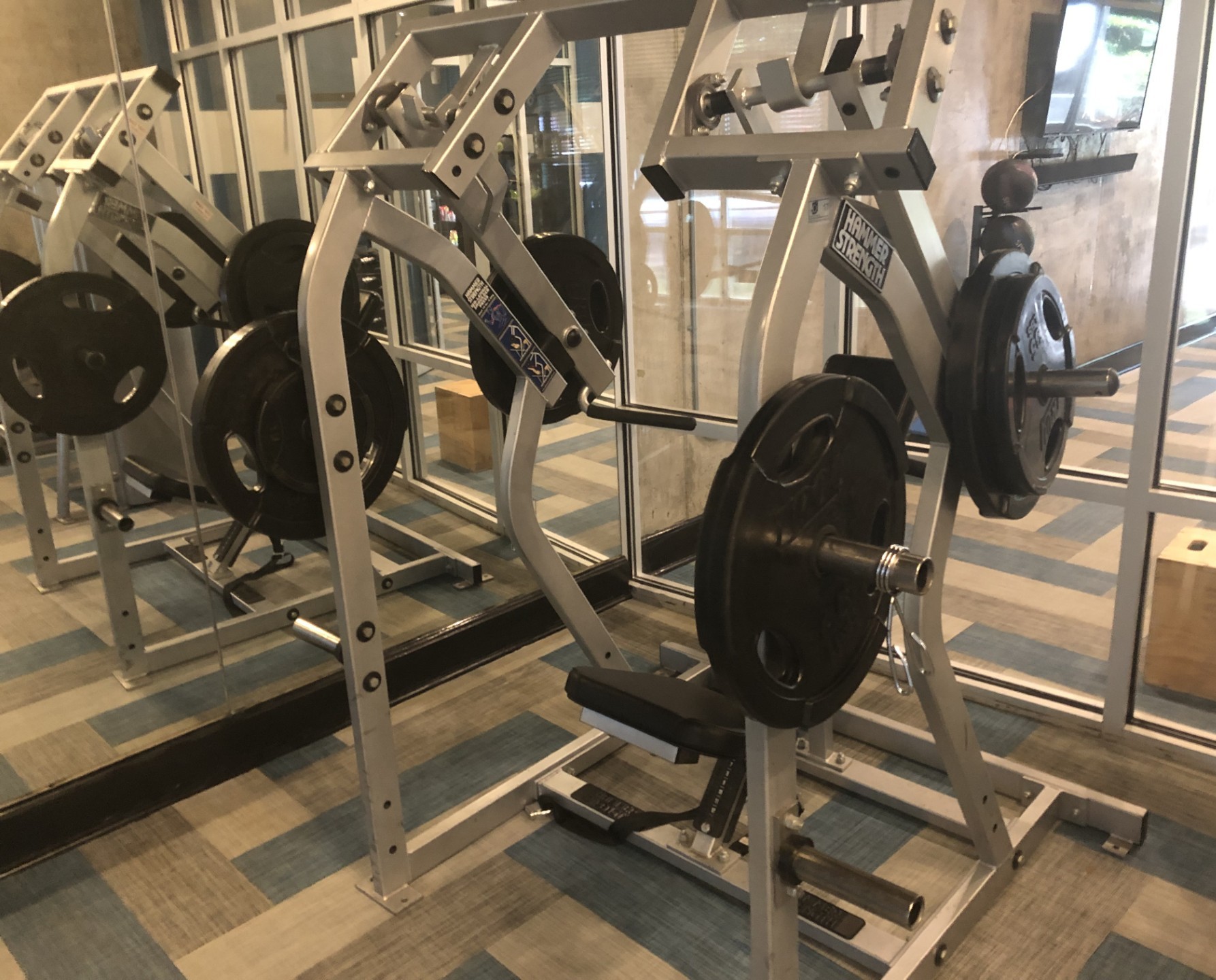 Hammer Strength Plate-Loaded Iso-Lateral Shoulder Press Now available at Innovative Fitness in Kennesaw, GA 30152 call us today at 770.218.9390.